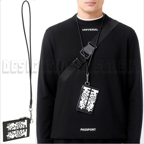 BURBERRY black calf Leather w​hite Slogan Print Card Case on Lanyard sling NWT - Picture 3 of 8